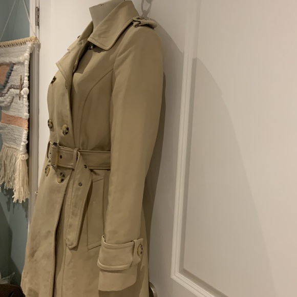 Classic trench coat by Sandra Angelozzi - Picture 3 of 8